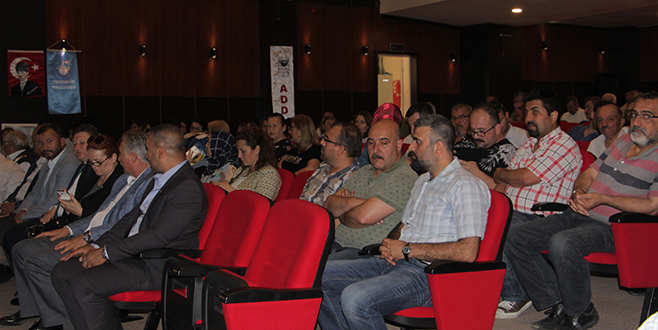 Yenişehir’de Nazım Hikmet söyleşisi Yenişehir’de Nazım Hikmet söyleşisi