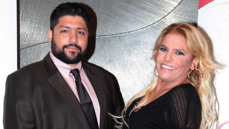 Ateş püskürdü: Acilen terk et o kocayı! Ayşe Özyılmazel, aldatma ve haciz haberlerinin ardından Ali Küçükbalçık ile