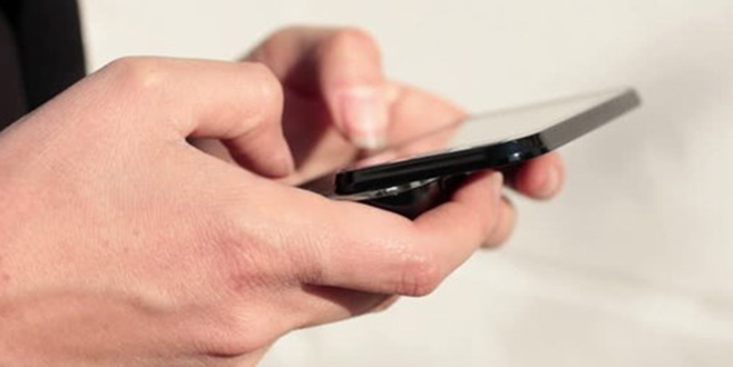 Okullarda cep telefonunu yasakladılar