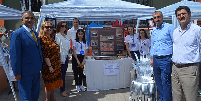 Mudanya’da öğrencilerden bilim fuarı