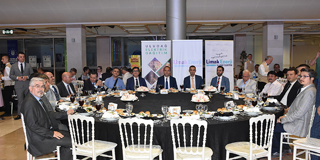 Limak ailesi iftarda buluştu