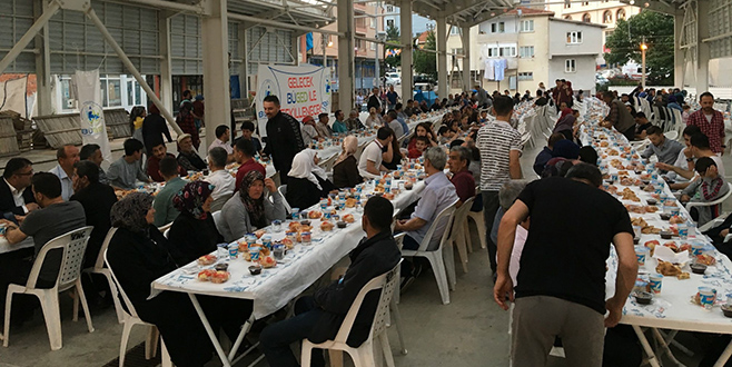 Büyükorhan’lılar BÜGED iftarında buluştu