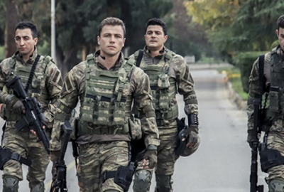 Fenomen dizide şok ayrılık!