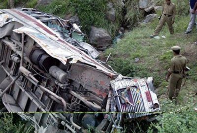 Hindistan’da otobüs faciası: 16 ölü