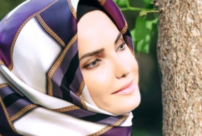 Ece Erken başını kapattı! Binlerce yorum aldı