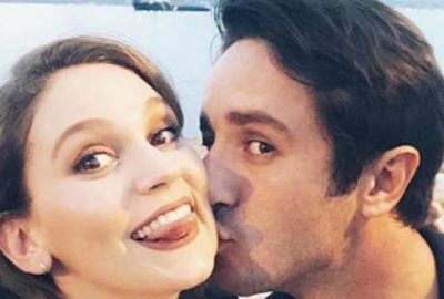 Aşklarını bu pozla ilan ettiler