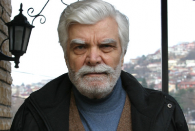 Yeşimçam’ın ünlü aktörü hastaneye kaldırıldı!