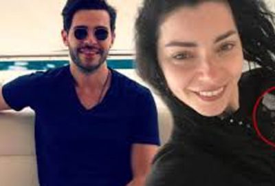 Tişörtündeki detay ele verdi!