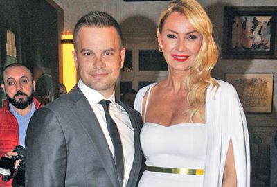 Aşkını haykırdı