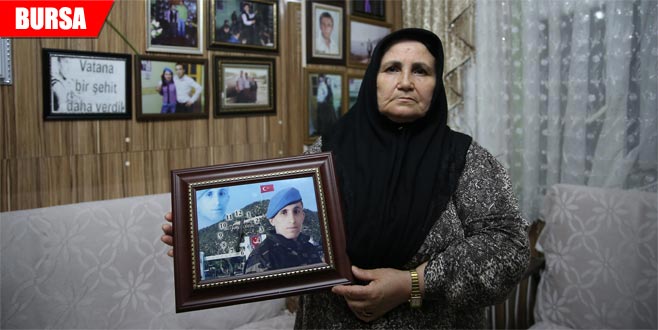 Saldırıya uğrayan şehit annesine AK Parti’li ve MHP’lilerden ziyaret