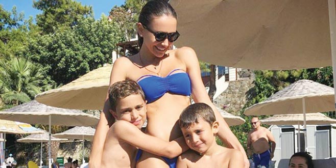 Çocuklarıyla tatilde