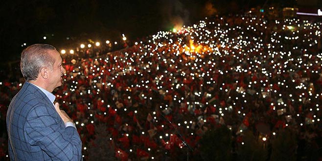 Cumhurbaşkanı Erdoğan, balkon konuşması yapacak