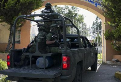 Tüm polisler gözaltına alındı