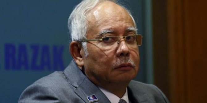 Rezzak’ın mücevher ‘tutkusu’ Rezzak’ın mücevher ‘tutkusu’