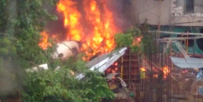 Uçak şehre düştü! Çok sayıda ölü ve yaralı var…