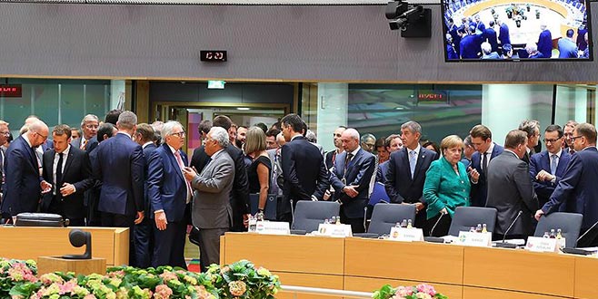 İtalya’dan AB Liderler Zirvesi kararlarına bloke