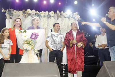 20 bin şahitle nikah tazeledi