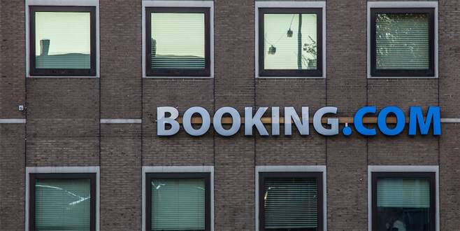 Booking geri dönüyor