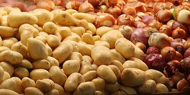 Patates fiyatları düşüşe geçti Patates fiyatları düşüşe geçti