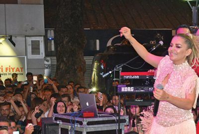 İzdivaç programı gibi konser