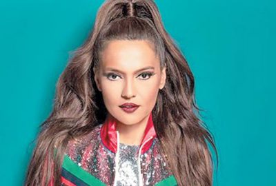 Demet’ten yazlık şarkı