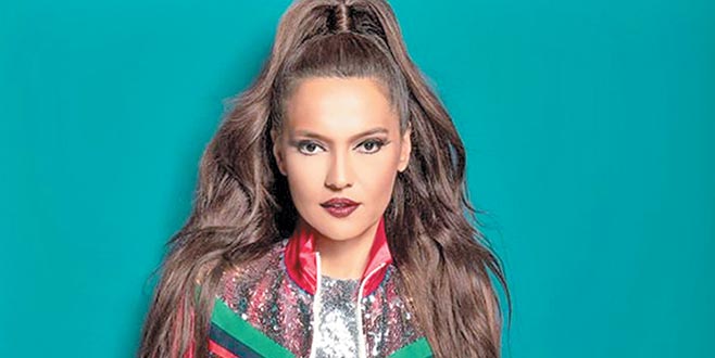 Demet’ten yazlık şarkı