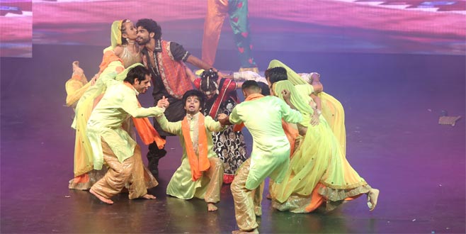 Bursa’da ‘A Passage to Bollywood’ rüzgarı