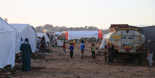 Büyük göç! Sayı 350 bini aştı Büyük göç! Sayı 350 bini aştı