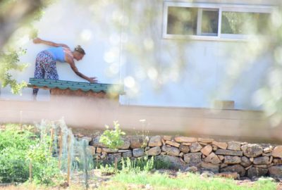 Bir dönemin gözde ismi, her şeyi bırakıp köye yerleşti