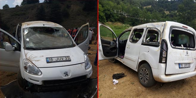 Otomobil şarampole uçtu: Yaralılar var Otomobil şarampole uçtu: Yaralılar var