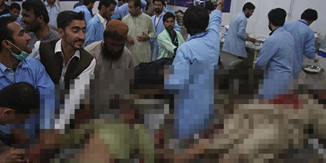 Seçim mitingine bombalı saldırı: 132 ölü