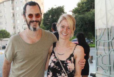 Mutlu çiftin alışveriş keyfi