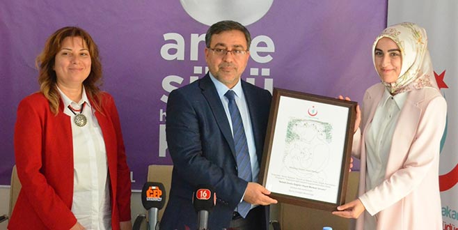 Sağlıklı Hayat Merkezi’ne ‘Bebek Dostu’ ünvanı