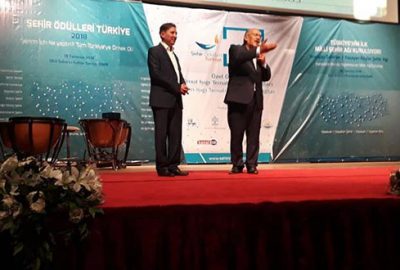 Harmancık’a yılın kalkınma projesi ödülü