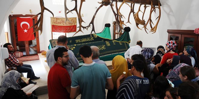 Baba Sultan Hazretleri kabri başında anıldı