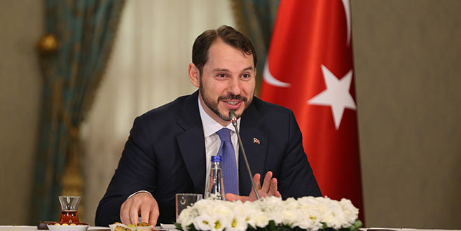 Akademisyen ve ekonomistlerle istişare