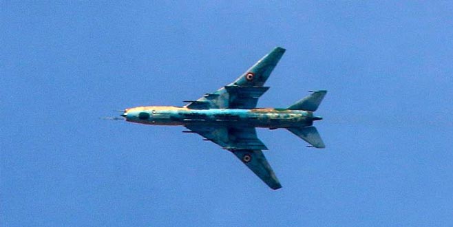 İsrail, Esad rejimine ait savaş uçağını düşürdü