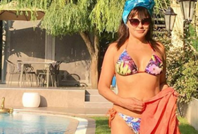 Bikinili pozları olay oldu! Kim der 55 yaşında diye