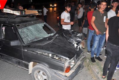 Kafa kafaya girdiler: 2 yaralı!