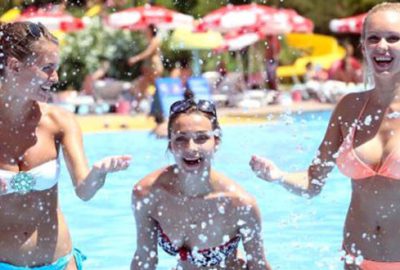 İlk 6 ayda en çok Ruslar geldi