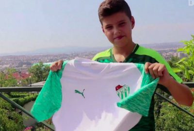 Bursaspor yeni sezon formalarını tanıttı