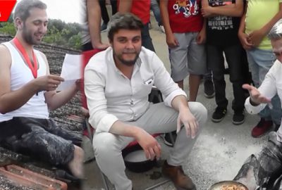 İşkencelerle canından bezen damat çatıya çıktı