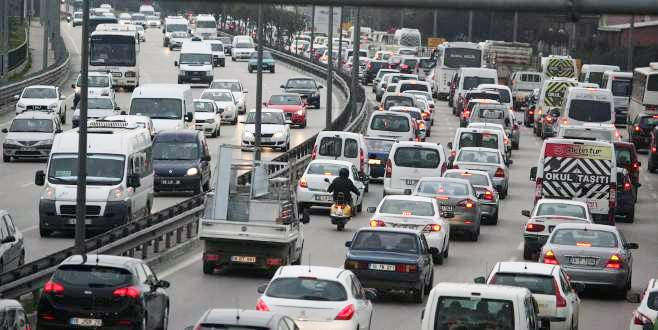 Trafiğe yılın ilk yarısında 460 bin 639 araç eklendi