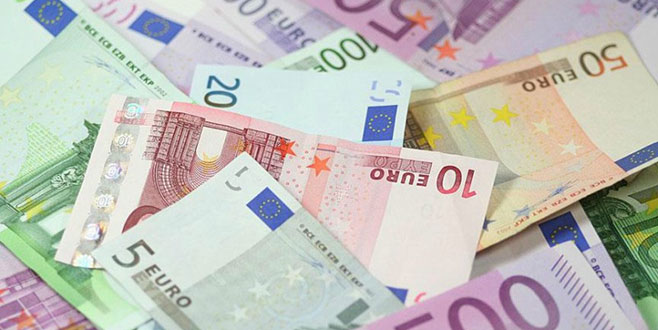 Milyonerler 74,5 milyar liralık döviz aldı