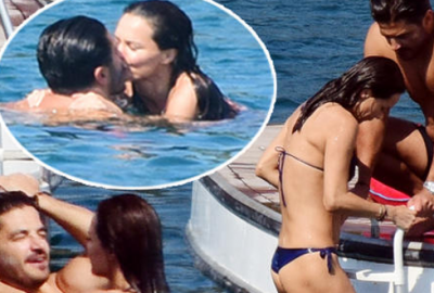 Birbirlerini öpücüklere boğdular!