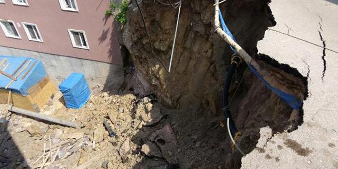 Toprak kaymasının ardından inşaat çalışması mühürlendi