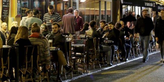 Kadına laf atmak artık suç sayılacak