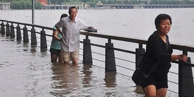 Çin’de sağanak 6 can aldı