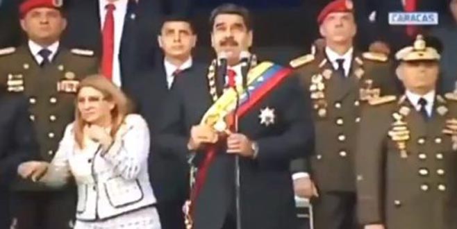 Venezuela Devlet Başkanı Nicolas Maduro’ya bomba yüklü drone ile suikast anı!