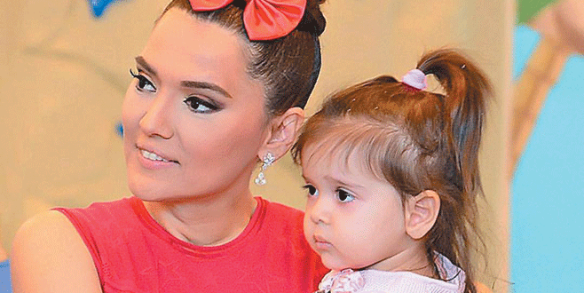 Demet Akalın kızını devlet okuluna gönderecek